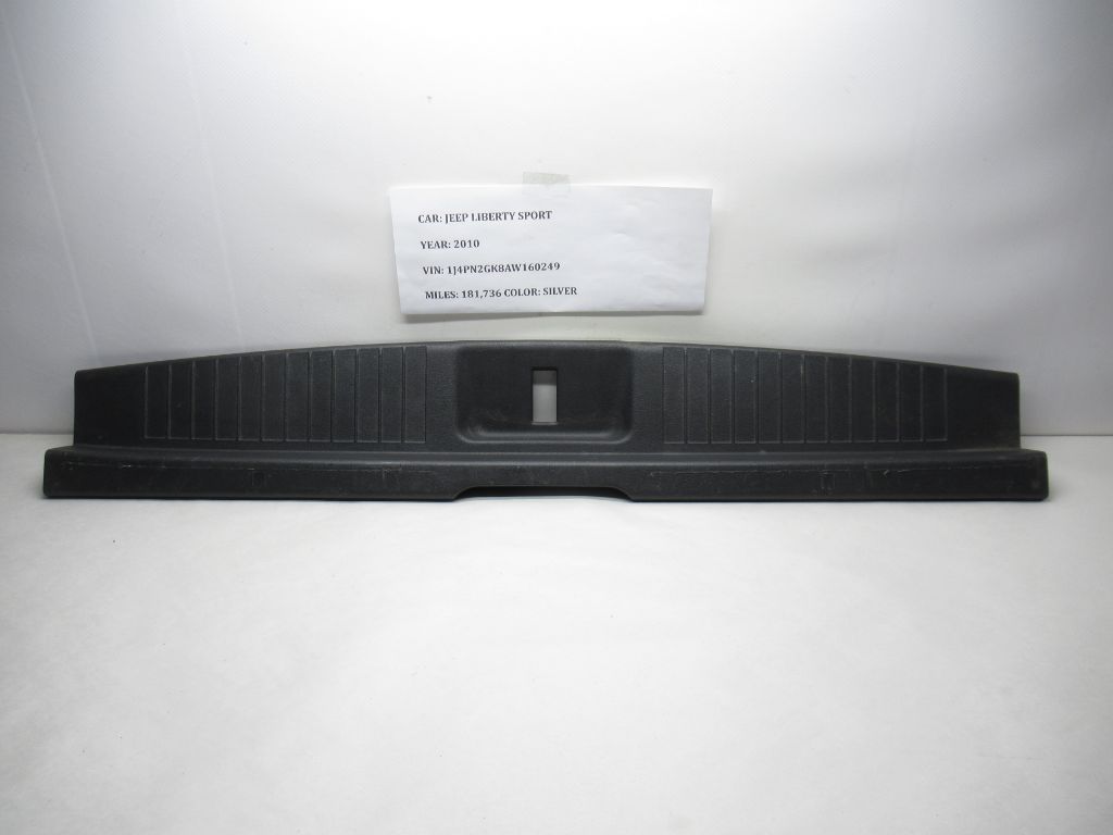 2008-2012 Jeep Liberty Hatch Step Molding 1BU31TRMAA OEM