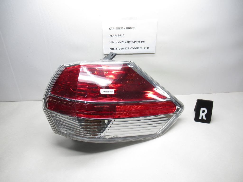2015-2016 Nissan Rogue Passenger Right Tail Light Lamp 26550-5HA0A OEM
