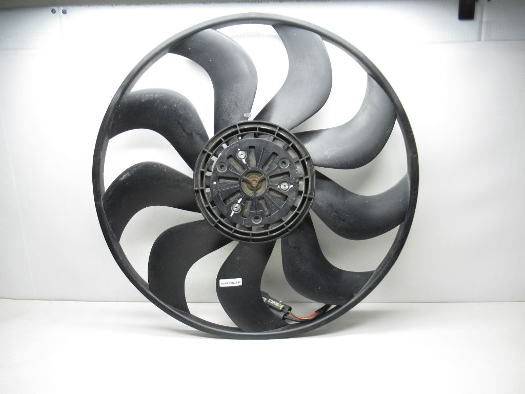 2018-2019 GMC Terrain Cooling Radiator Fan Motor 500135409 OEM