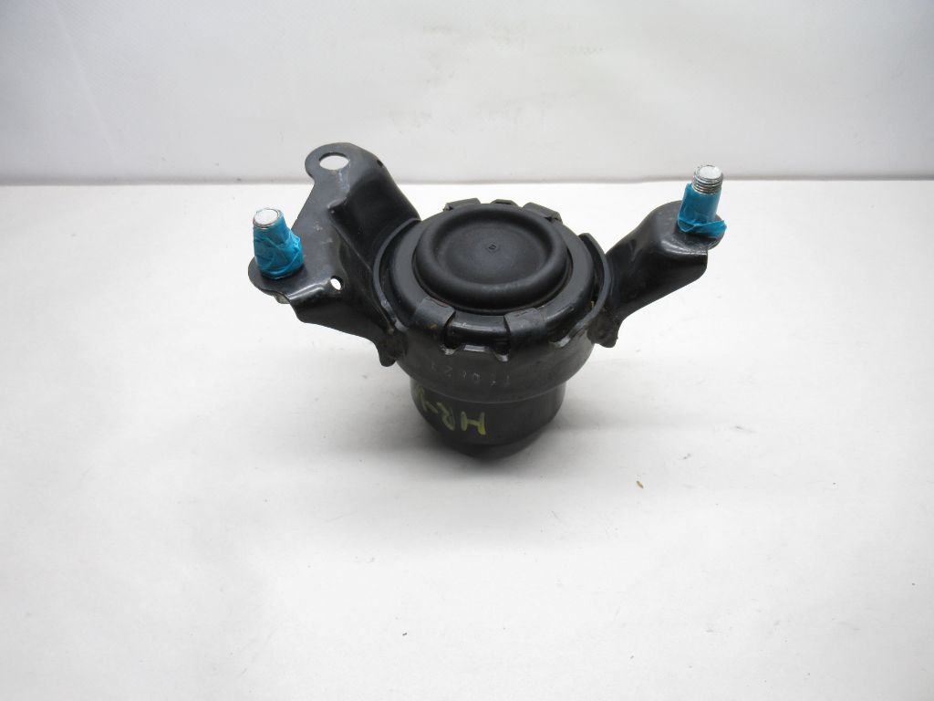 2016-2020 Honda HRV Engine Frame Motor Support Mount 50822T9A013 OEM