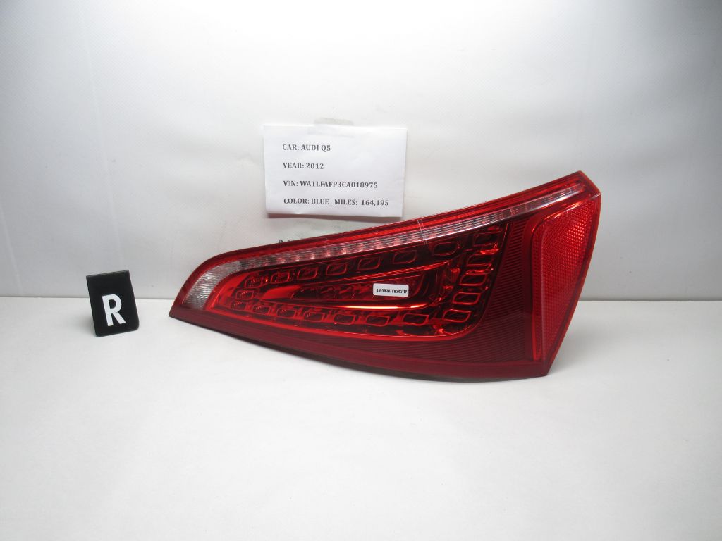 09-12 Audi Q5 Right Side Tail Light Lamp Assembly LED 8R0945094B OEM