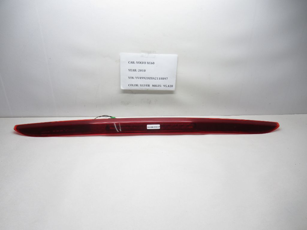 2010-2017 Volvo XC60 Third Brake Light Rear Center Liftgate 30764562 OEM