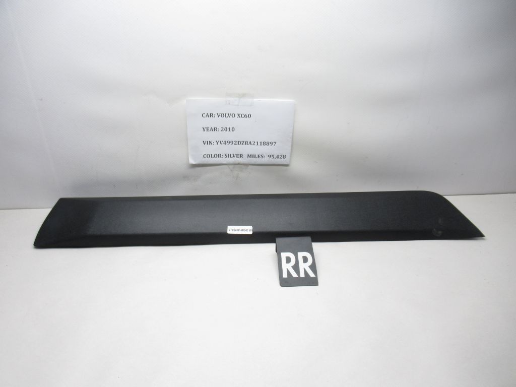 10-13 VOLVO XC60 Right Rear Door Trim Molding 31294846 OEM