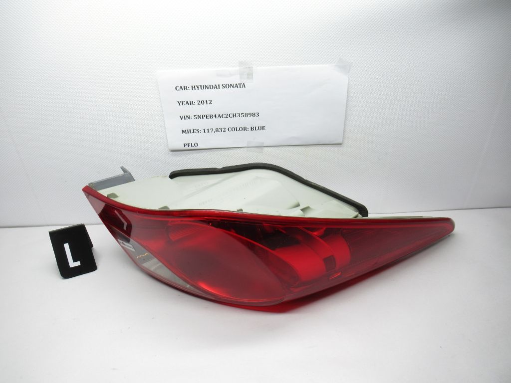 2011-2014 Hyundai Sonata Left Side Tail Light 92401-3Q OEM