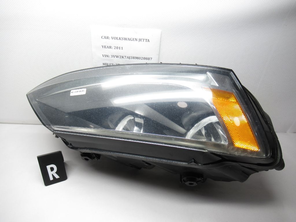 2010-2014 Volkswagen Jetta Right Side Headlight 5K0-941-006-D OEM