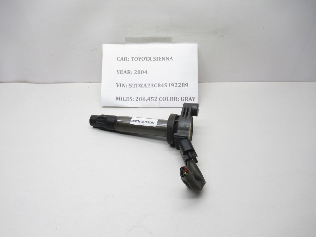 2004-2006 Toyota Sienna Ignitor Coil 90080-19025 OEM