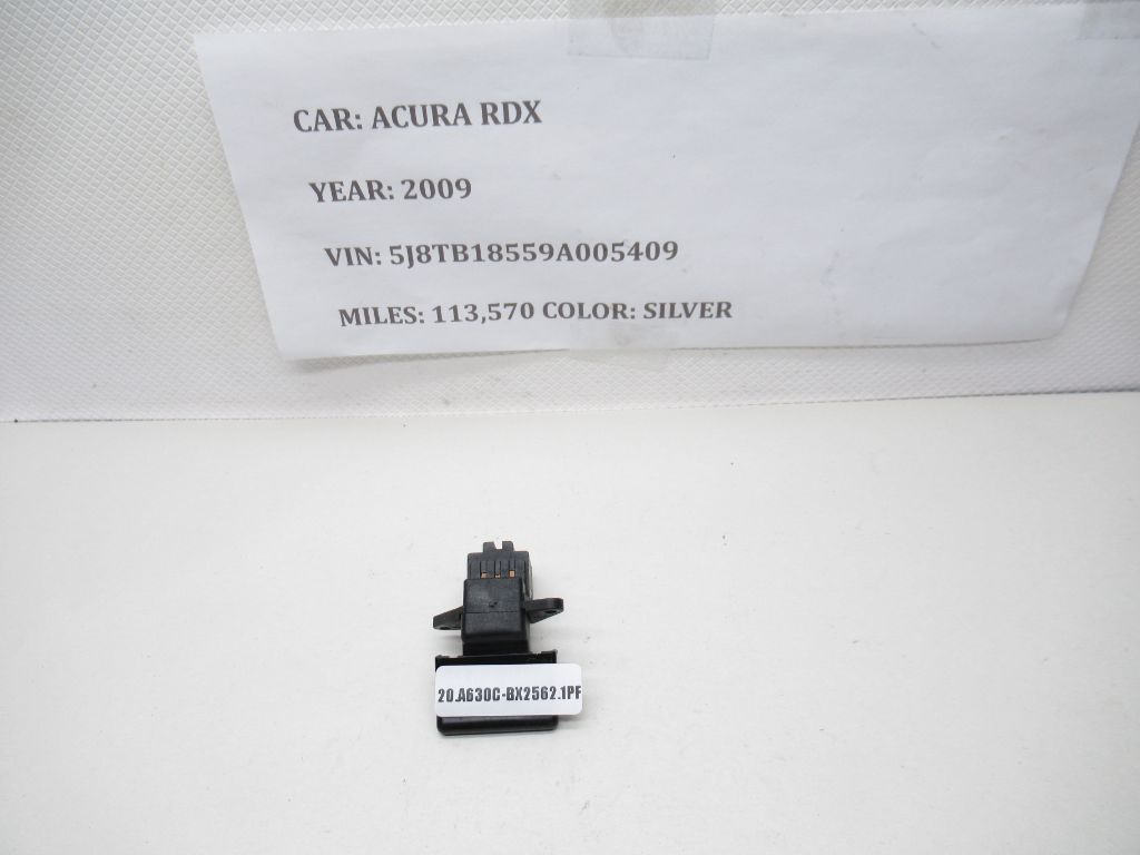 2007-2012 ACURA RDX Tailgate Handle M10444 / 22617201 OEM