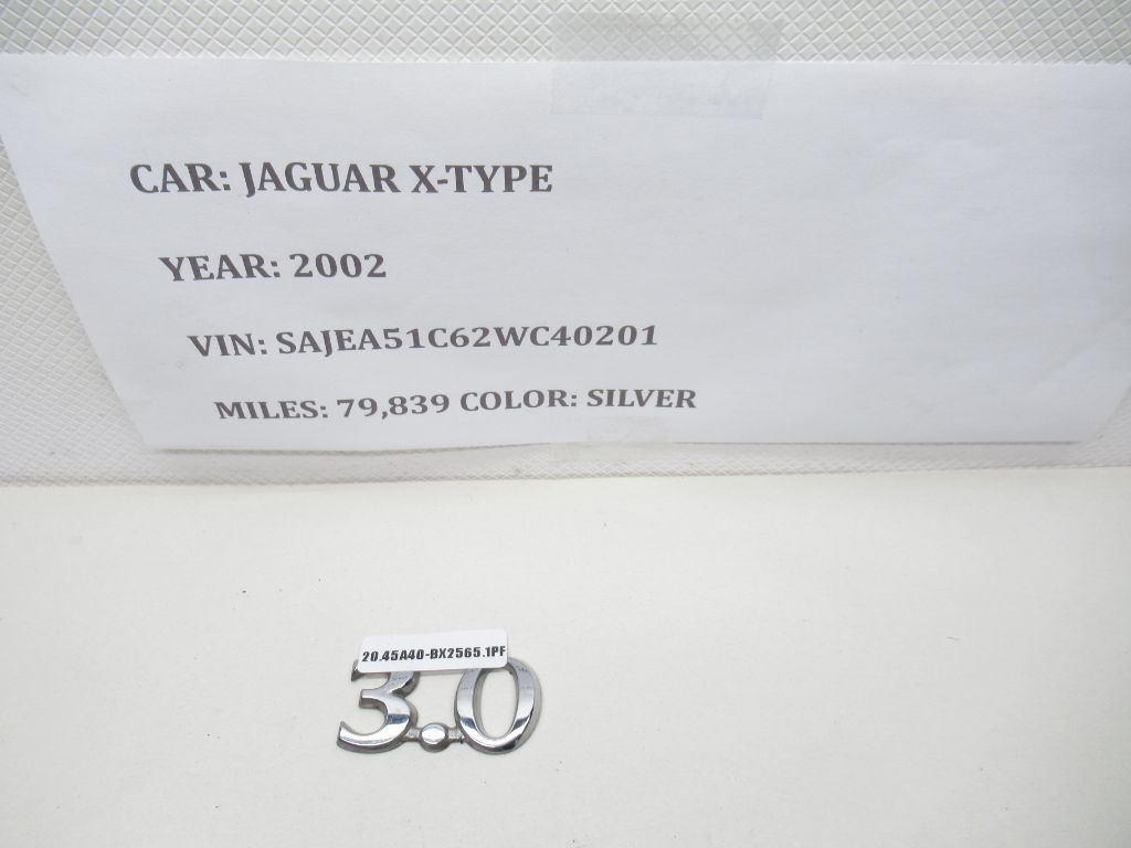 02 - 08 JAGUAR X-TYPE 3.0 Rear Emblem Logo Badge Symbol OEM
