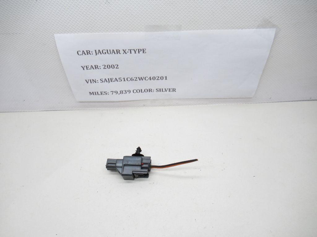 2002-2008 Jaguar X-TYPE Volvo Impact Sensor Connector Plug 8697422 OEM