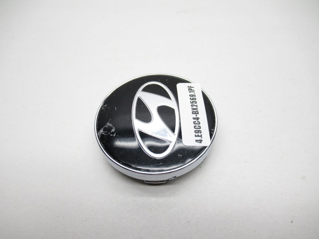 2011-2017 Hyundai Elantra Wheel Center Cap 52960-3X500 OEM