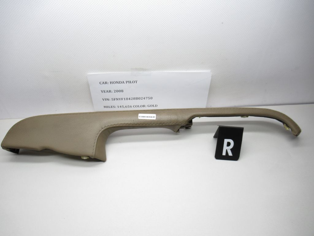 2003-2008 HONDA PILOT Right Side Door Armrest Leather OEM