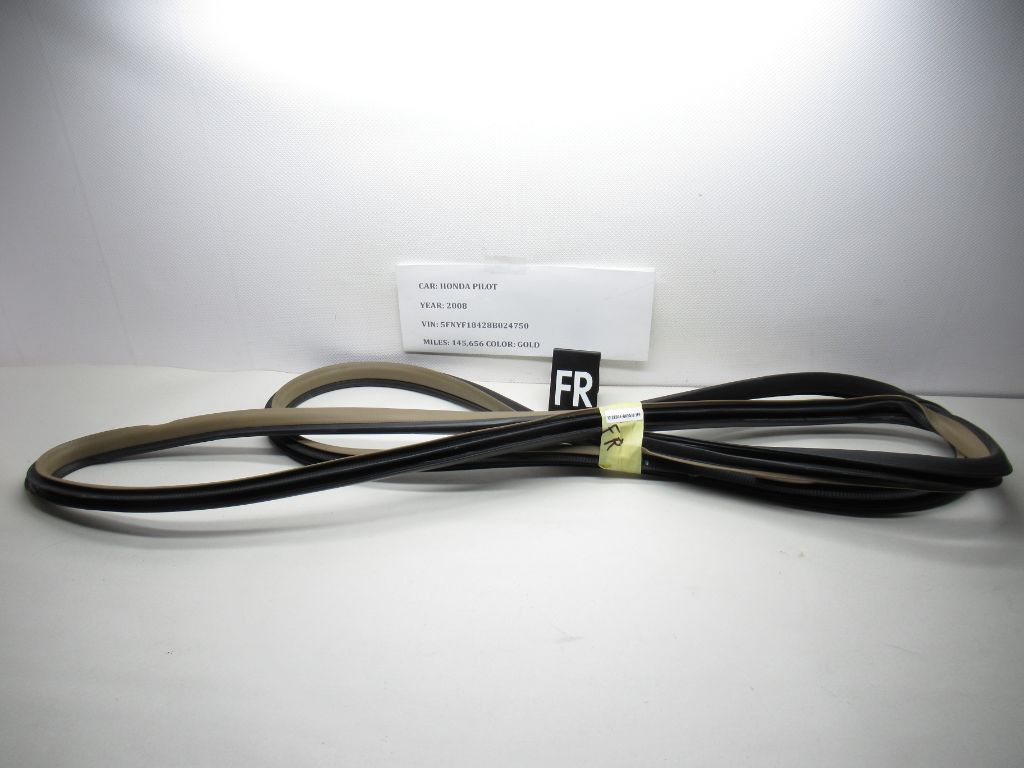 03-08 Honda Pilot Front Right Side Door Interior On Body Weatherstrip Seal OEM