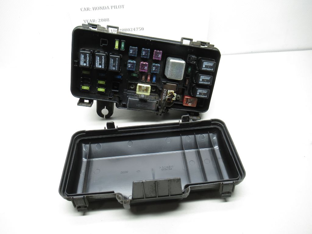 2004-2008 Honda Pilot Fusebox Fuse Box Relay Module GU9O7 OEM