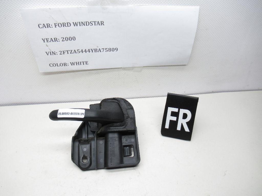 99 - 03 Ford Windstar Front Right Interior Door Handle F58B-1621818-AEW OEM