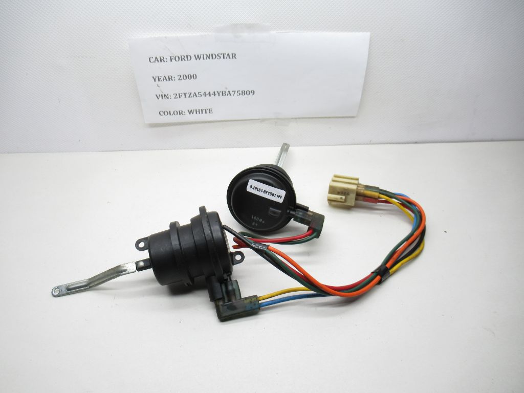 1999-2002 Ford Windstar Solenoid Valve Vacuum 4831915 OEM