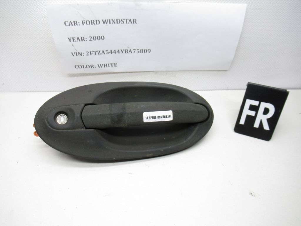 1999-2003 Ford Windstar Front Right Exterior Door Handle XF22-1622400 OEM