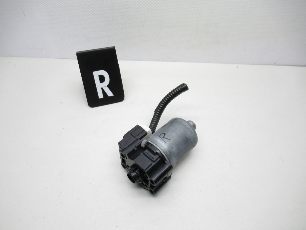 2015-2017 Ford Expedition Front Right Seat Motor P1187170200 OEM