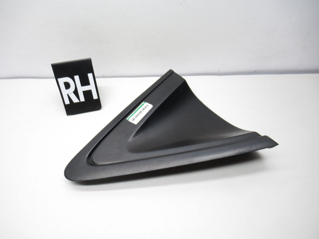 16 - 22 HONDA HR-V Rear RIght Quarter Panel Corner Molding Applique 75424T7 OEM