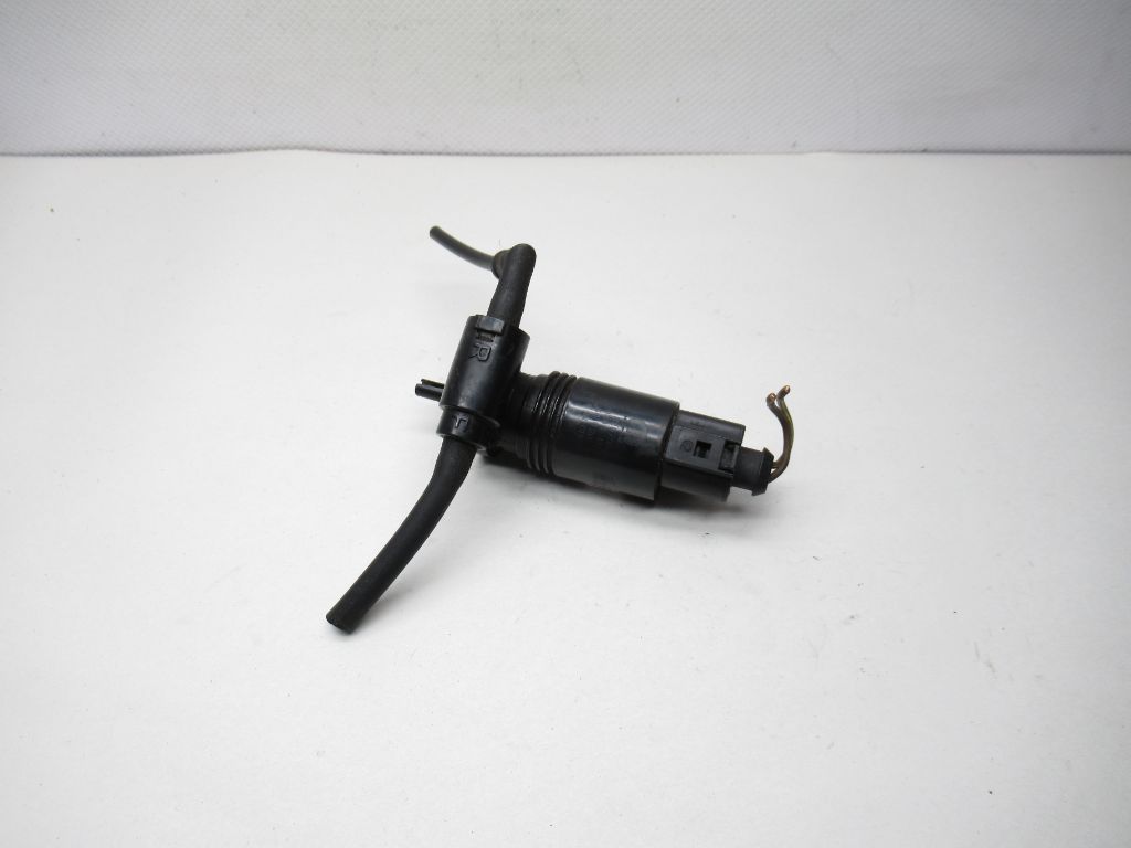 07-17 Jeep Compass Patriot Windshield Washer Pump 05152075AC OEM