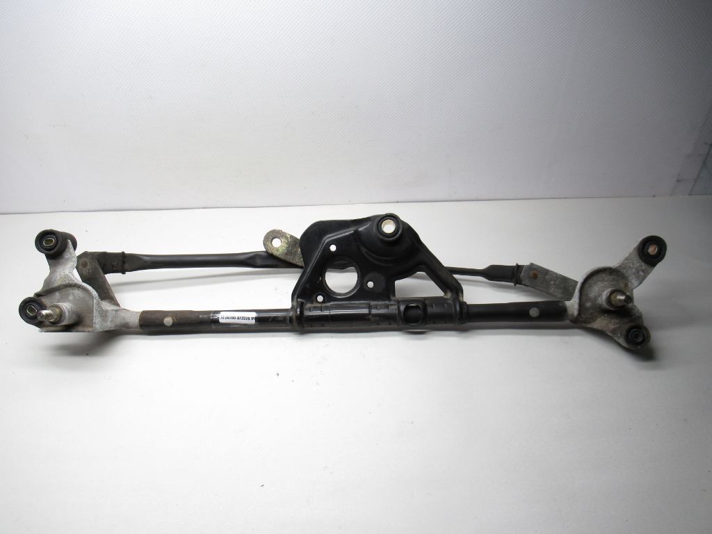 97-01 Toyota Camry Windshield Wiper Transmission Linkage 85110-AA020 OEM