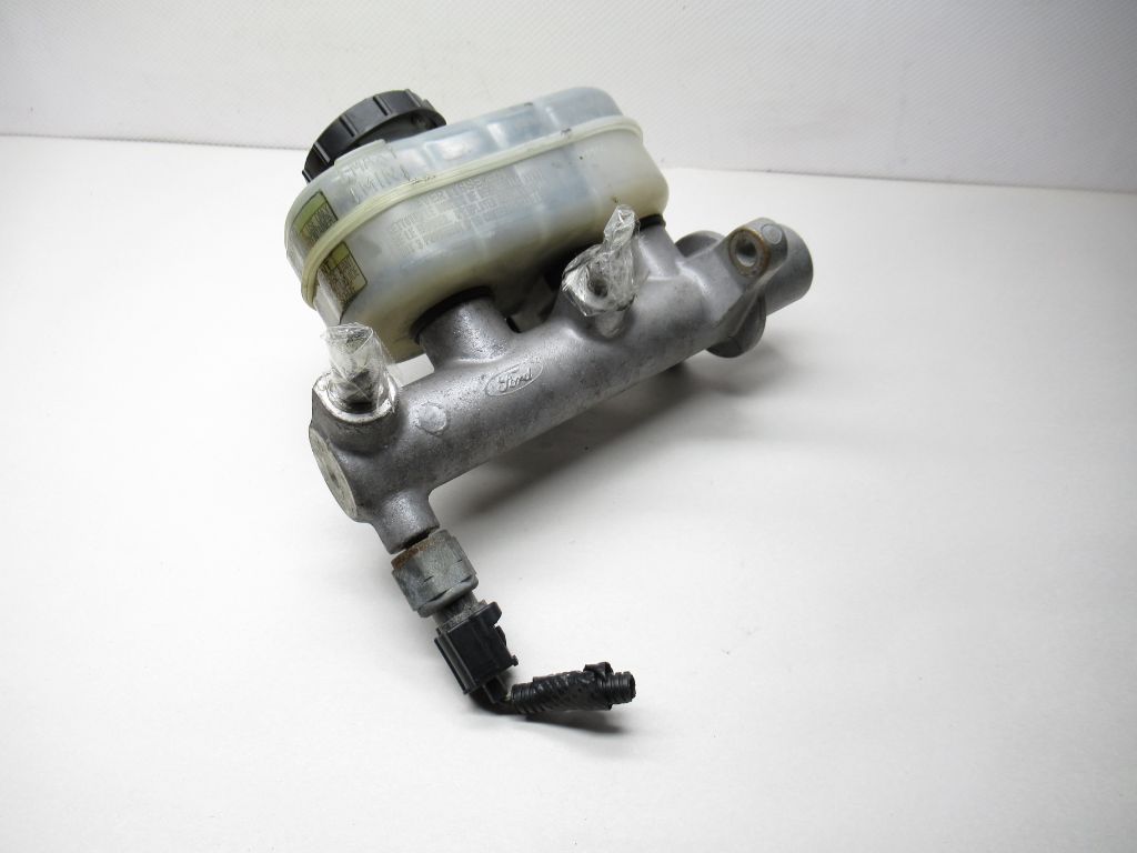 99-02 Ford Windstar LX Brake Master Cylinder Fluid Reservoir Tank 541-1124 OEM