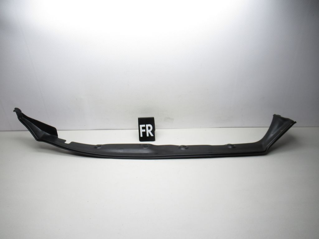 20-23 Cadillac XT6 Front Right Door Forward Weatherstrip Seal 84804870 OEM