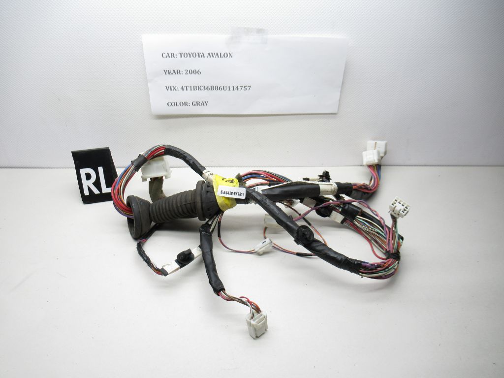 2005-2010 Toyota Avalon Rear Left Door Wire Harness 82151-AC080  OEM