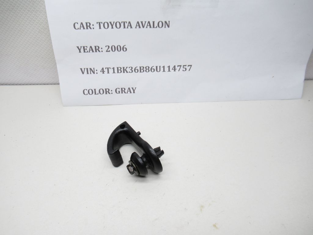 2005-2007 Toyota Avalon Roof Cargo Luggage Compartment Hook 64725-AC010-A OEM