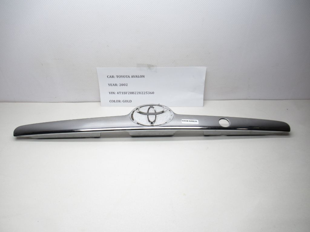 2000 - 2003 Toyota Avalon Trunk Lid Molding Bezel 76801-AC030 OEM