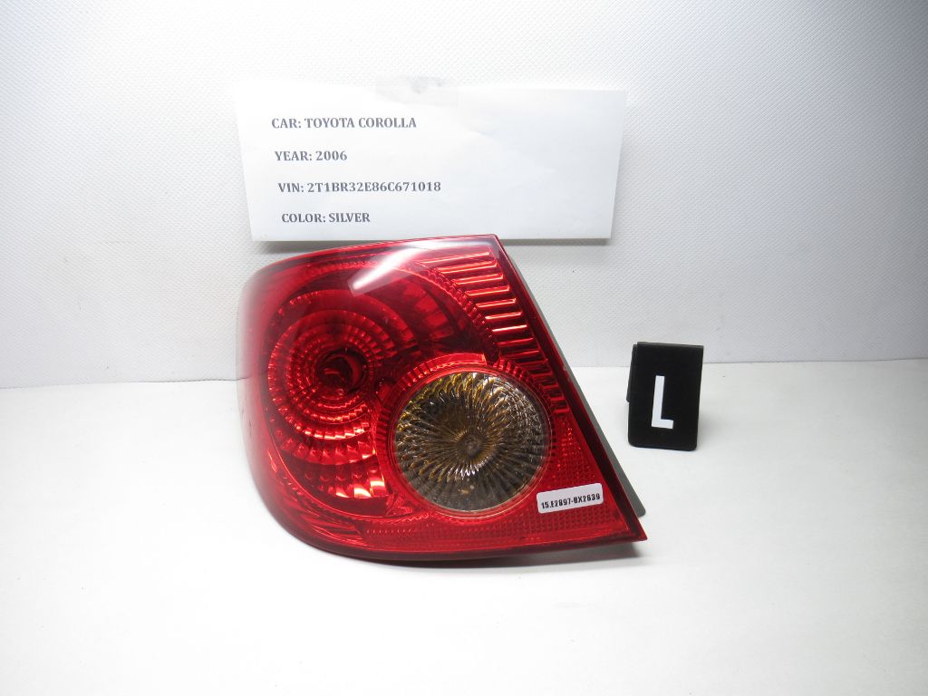 2004-2008 Toyota Corolla  Left Driver  Tail Light Lamp 81561-02290 OEM