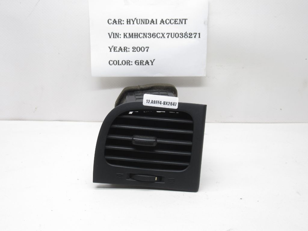 2005-2011 Hyundai Accen Right Passenger Dash AC Air Vent Outlet 97480-1E000 OEM