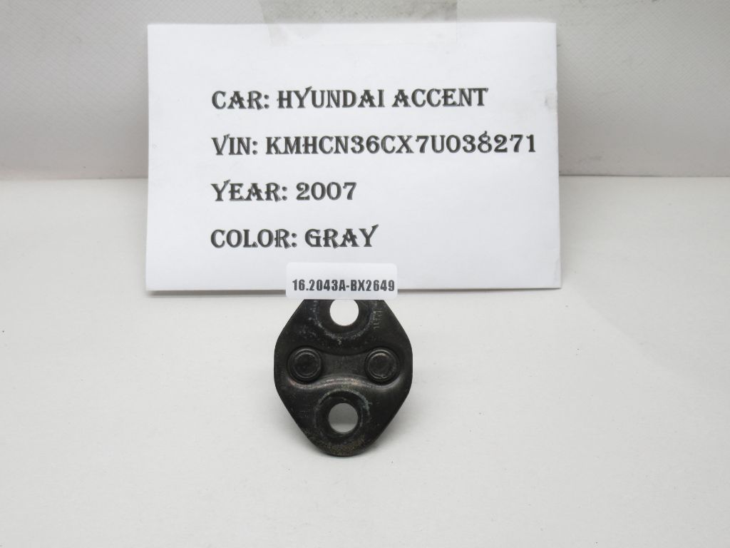 2005-2007 Hyundai Accent Door Striker 81350-1C010 OEM