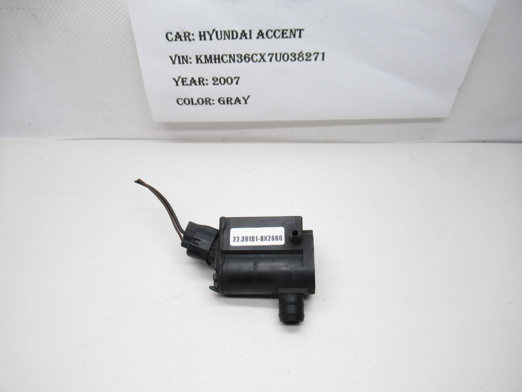 2006 - 2011 Hyundai Accent Windshield Washer Pump Motor 98510-1C100 OEM