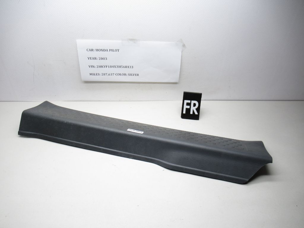 2003-2008 Honda Pilot FR Pass Side Outer Sill Plate Trim 84201-S9V OEM