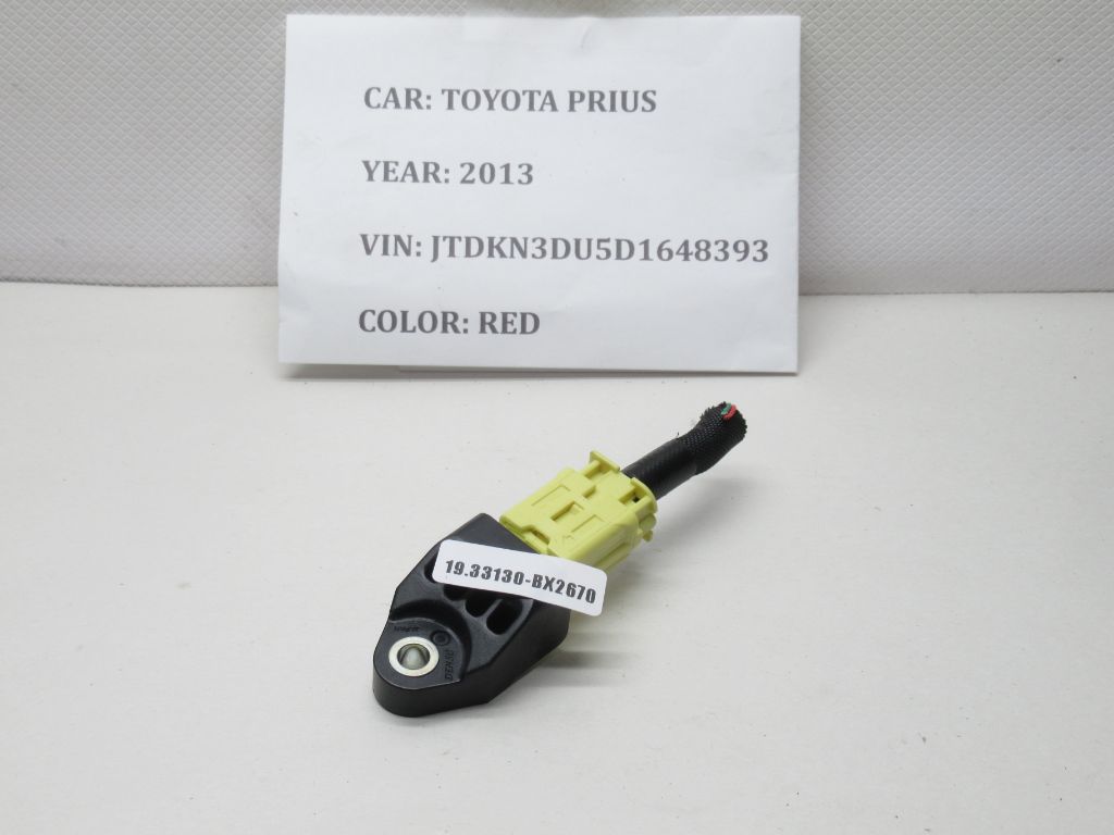 2010 - 2015 Toyota Prius Impact Sensor 89831-75010 OEM