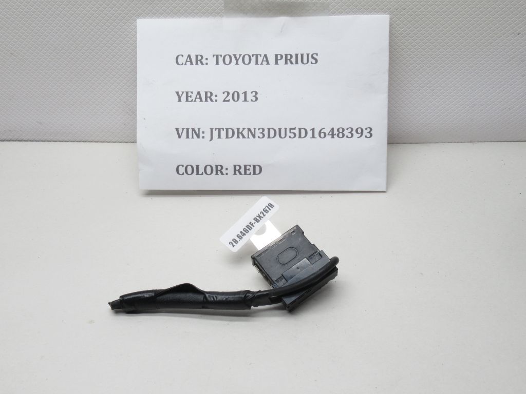 2010-2015 Toyota Prius Electrical Plug Connector Wire Pigtail 90980-04200 OEM