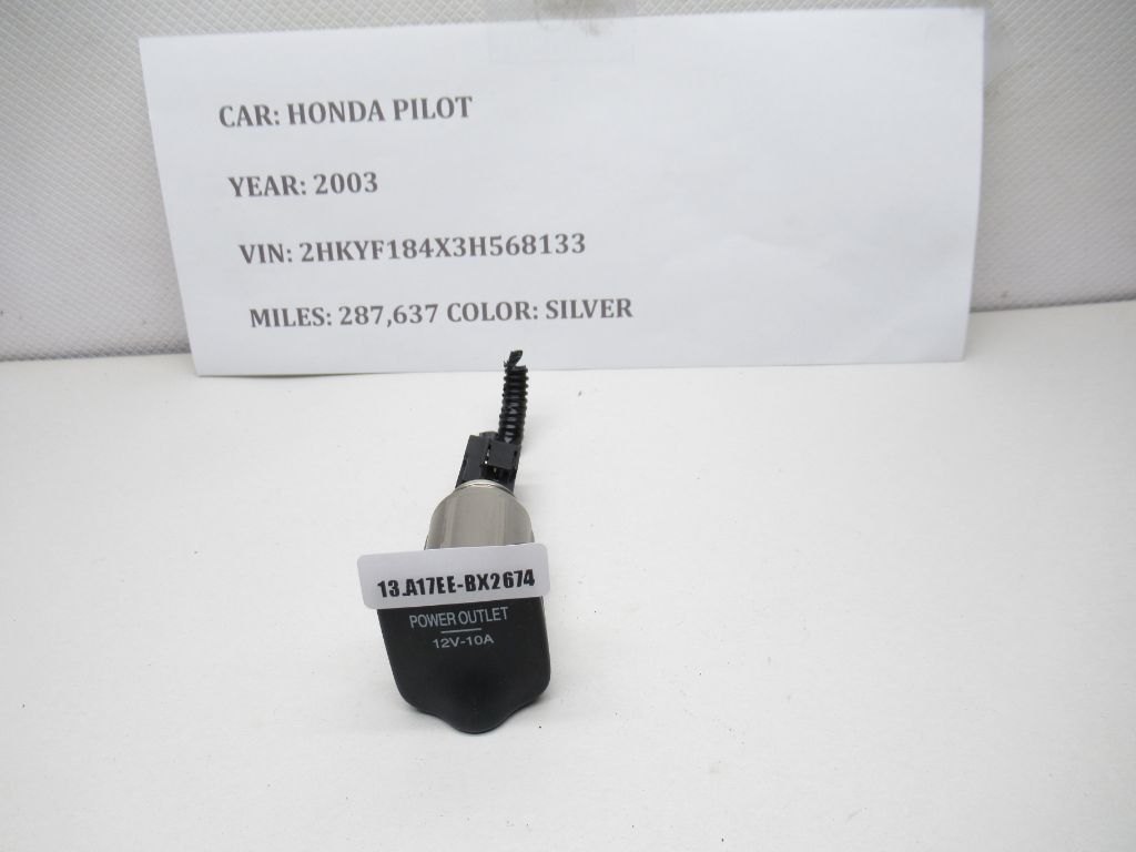 2003 - 2008 Honda Pilot Console Accessory Socket 39620-S01-A01 OEM