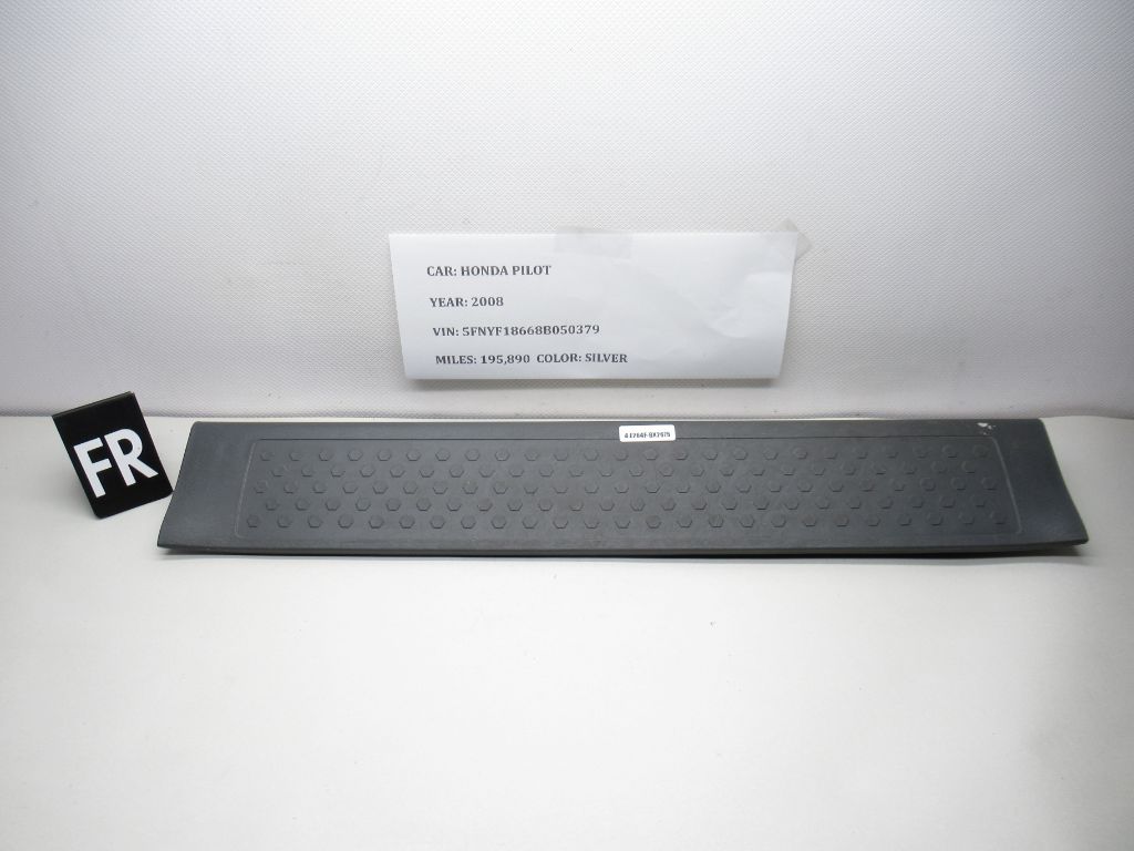 2003-2008 Honda Pilot Front Right Side Outer Sill Plate Trim 84201-S9V OEM