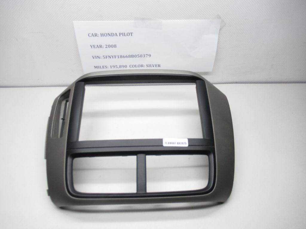 06-08 Honda Pilot Center Dash Screen Display Trim Bezel 77250-S9VX-A210-20 OEM