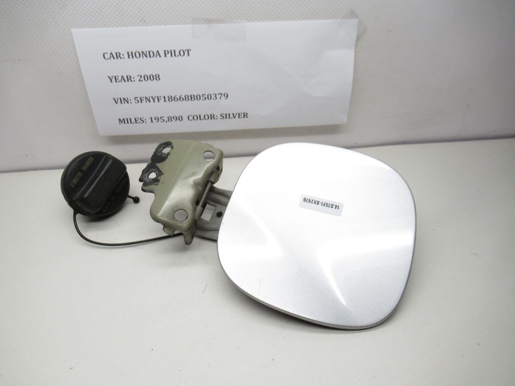 05-08 Honda Pilot Fuel Gas Tank Filler Door Lid w/ Cap 63910-S9V-A10ZZ OEM
