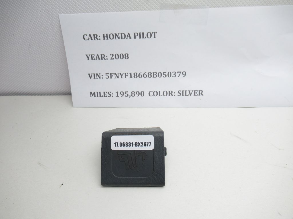 2003-2008 Honda Pilot Rear Body Trim Cap 84641-S9V OEM