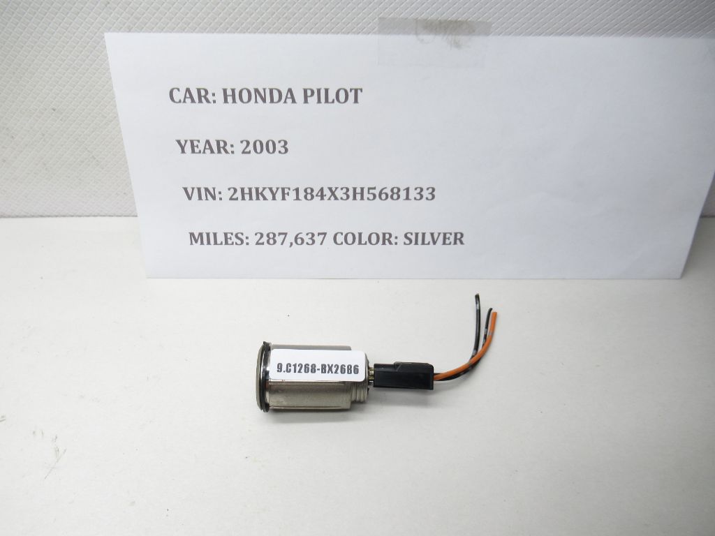 06-08 Honda Pilot Center Console Power Outlet Lighter Socket 39624-SZ3-L01 OEM