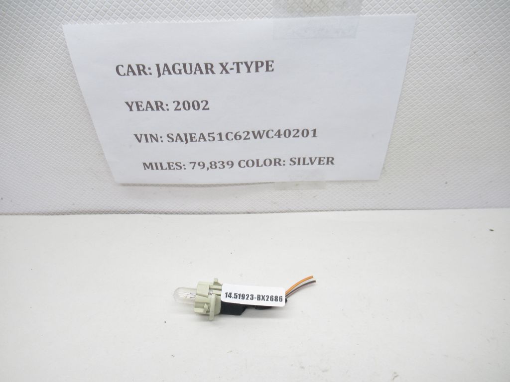 2000-2008 Jaguar  X-Type Rear Cargo Light Lamp Socket D4AB-15B410-BA OEM