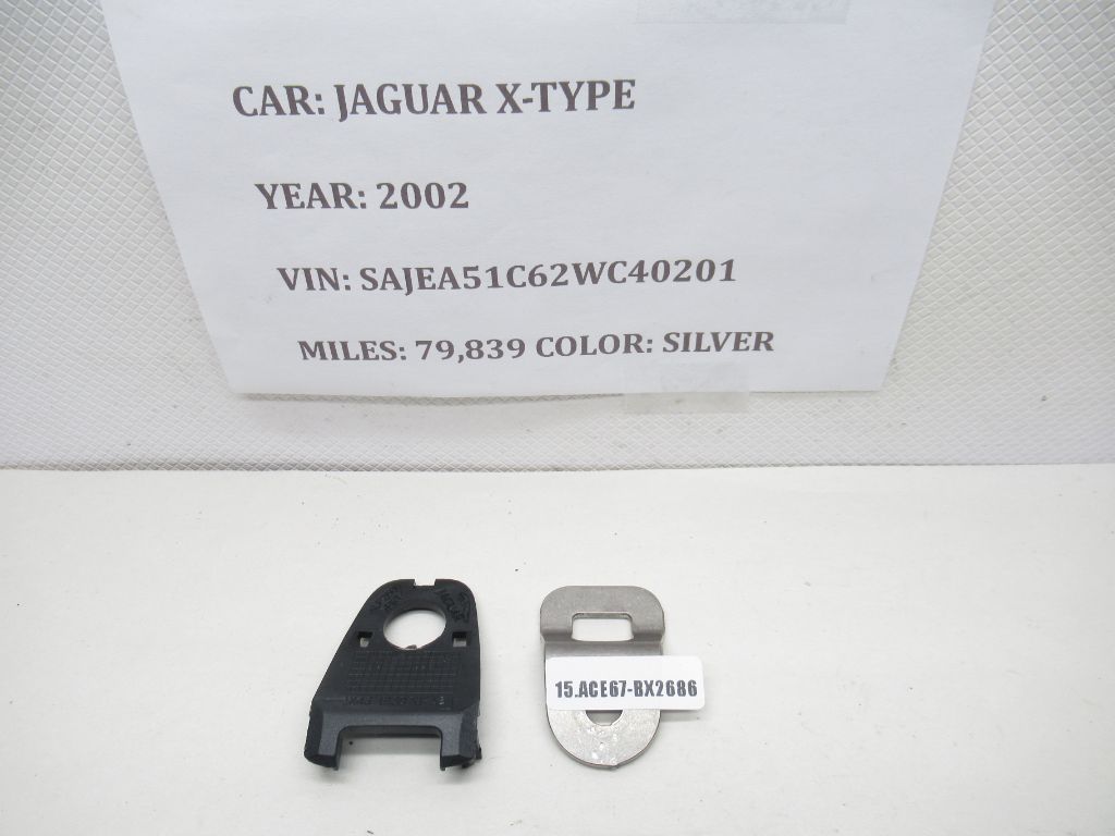 02-08 Jaguar X-Type Rear Child Seat Belt Anchor Bolt Trim Cover 1x43-613d78 OEM