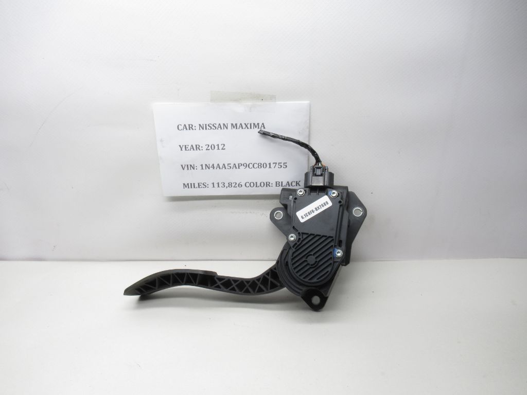 2011 - 2014 Nissan Maxima Gas Accelerator Pedal 180029HA0A OEM