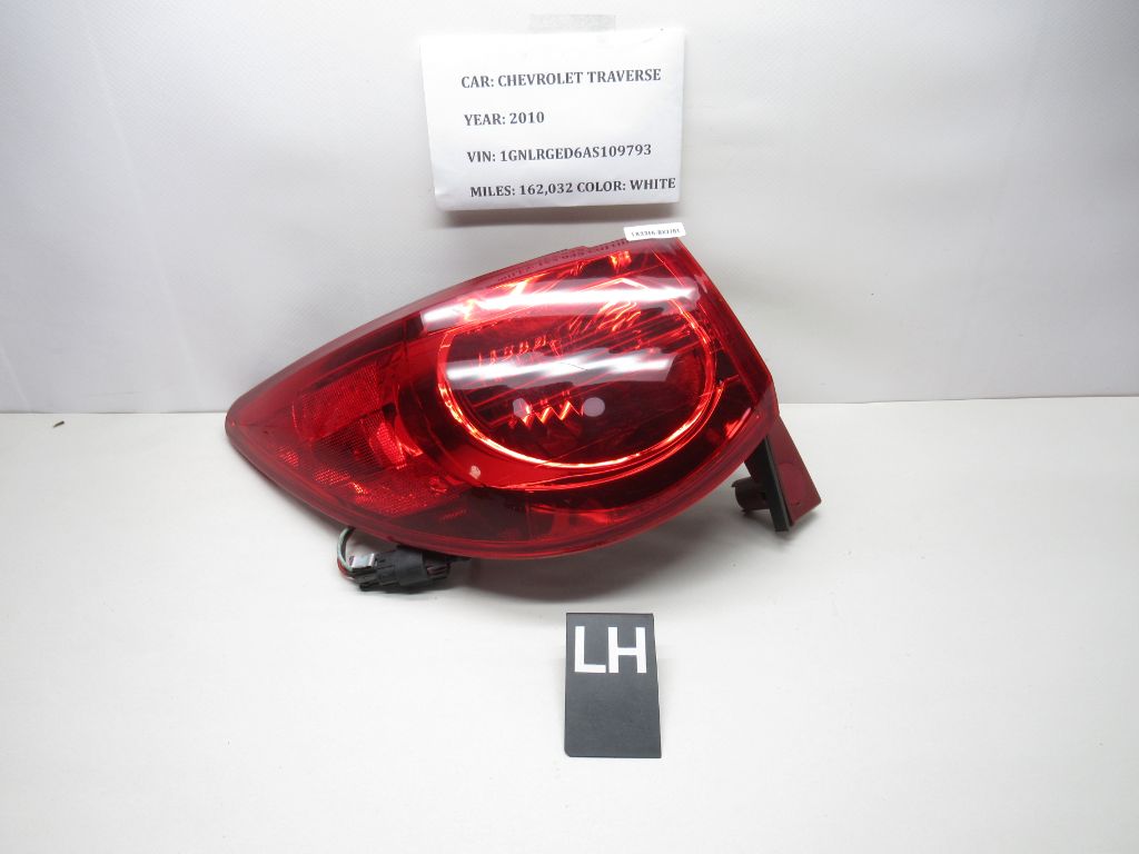 2009 - 2012 Chevrolet Traverse Left Side Tail Light GM542-B000L OEM