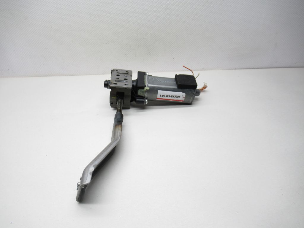 2001 - 2009 Volvo S60 Left Front Power Seat Adjustment Motor 0390203219 OEM