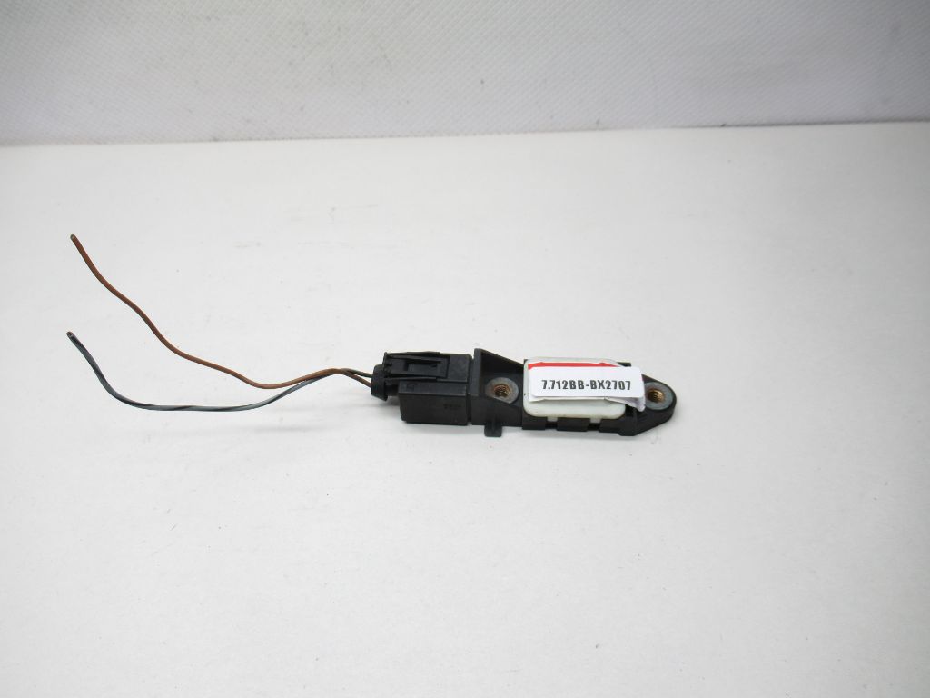 2003-2009 Mercedes-Benz E320 Impact Sensor 0028201326 OEM