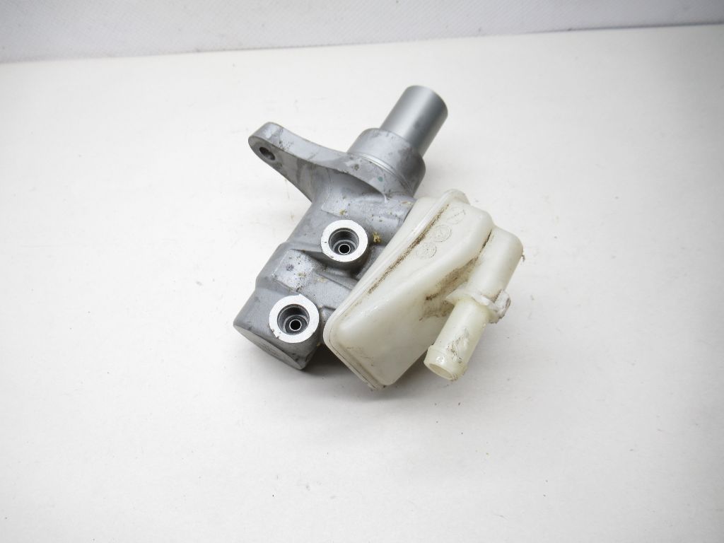 2013-2018 INFINITI JX35 QX60 Brake Master Cylinder Assembly 46010-3JA0 OEM