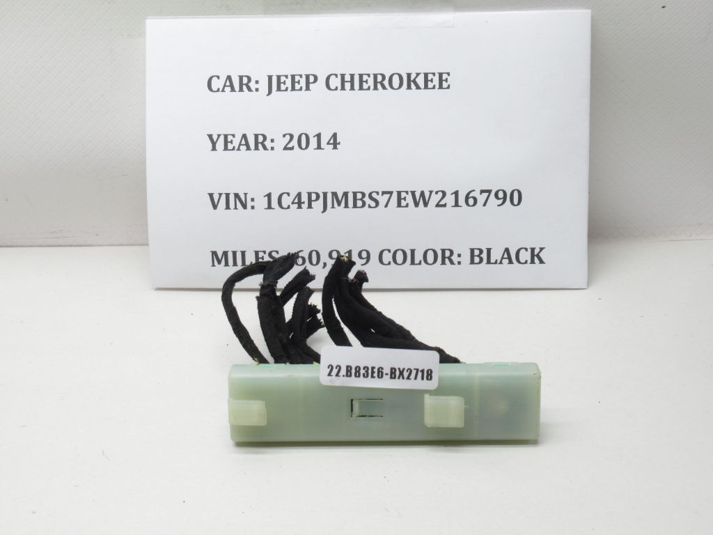 14-18 Jeep Cherokee Dash Connectivity Fuse Relay Control Sensor 2-2138685-5 OEM